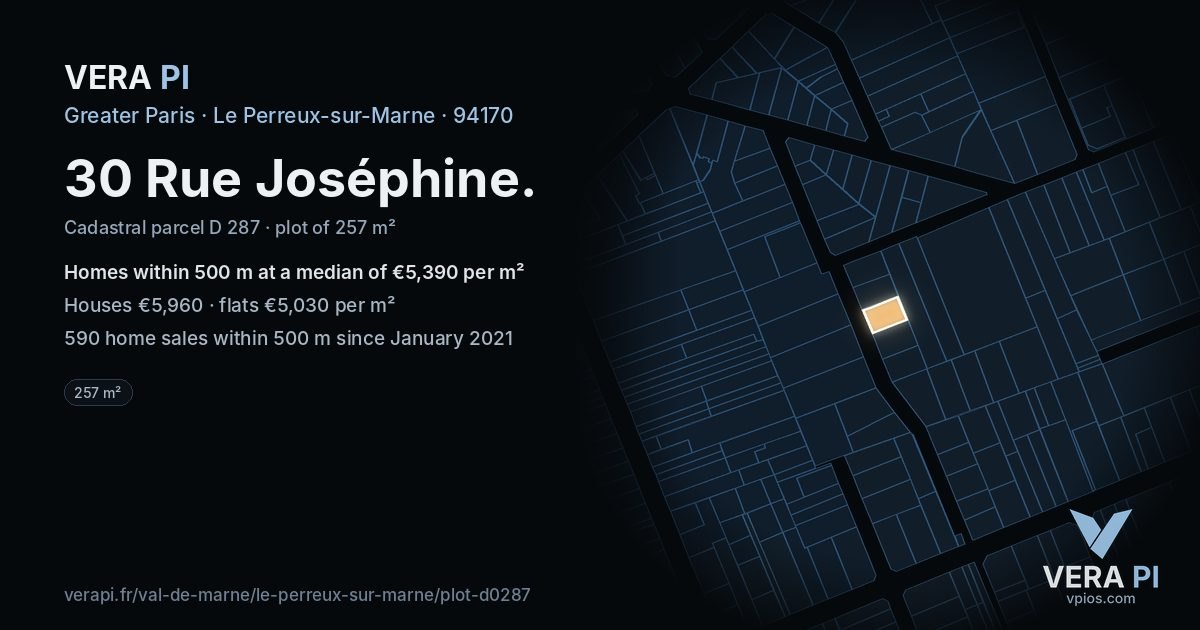 30 Rue Joséphine, Le Perreux-sur-Marne at night – the plot lit, the parcels around coloured by the prices near them