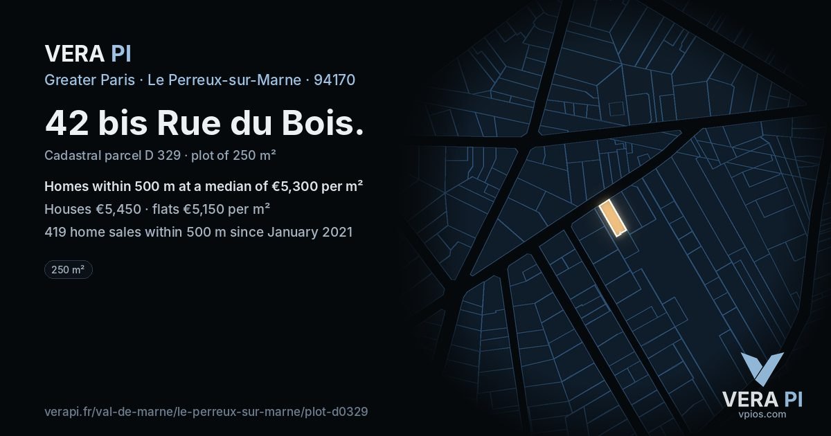 42 bis Rue du Bois, Le Perreux-sur-Marne at night – the plot lit, the parcels around coloured by the prices near them