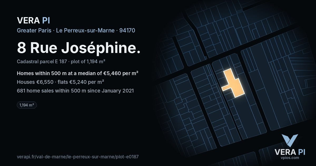 8 Rue Joséphine, Le Perreux-sur-Marne at night – the plot lit, the parcels around coloured by the prices near them