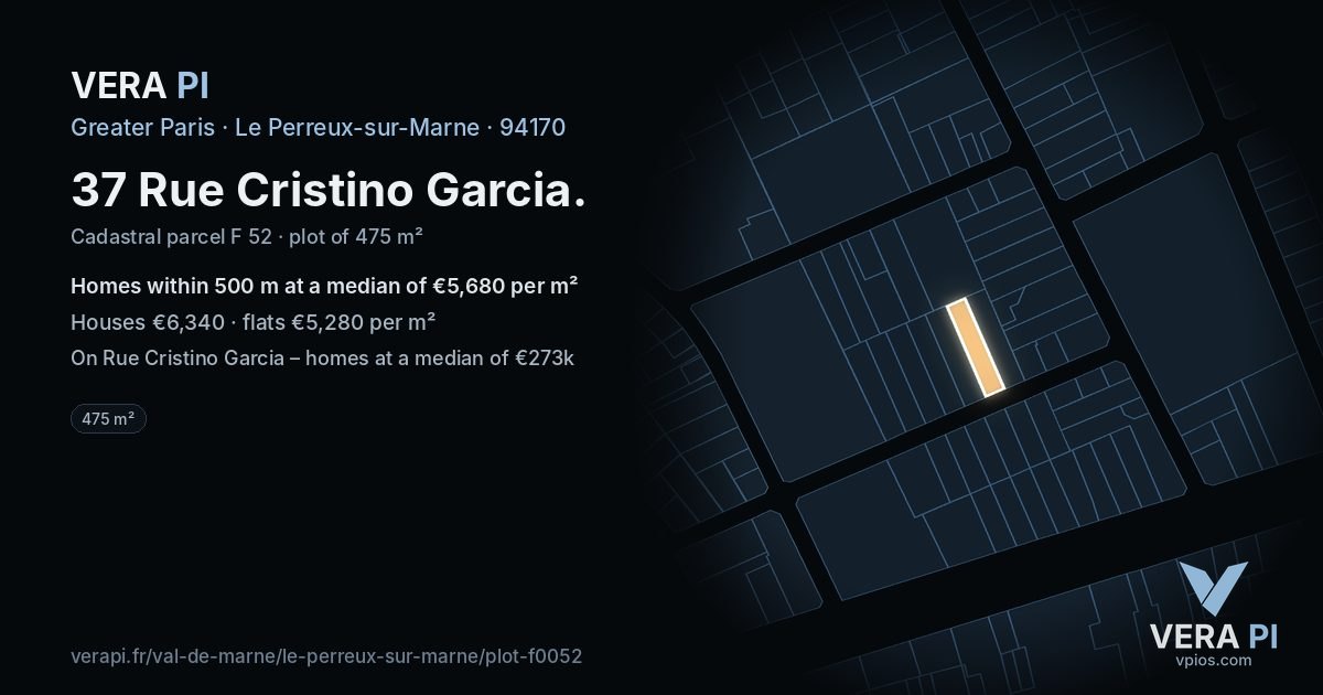 37 Rue Cristino Garcia, Le Perreux-sur-Marne at night – the plot lit, the parcels around coloured by the prices near them