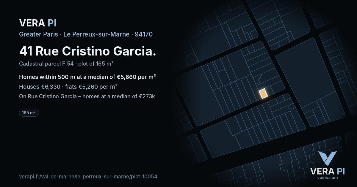 41 Rue Cristino Garcia, Le Perreux-sur-Marne at night – the plot lit, the parcels around coloured by the prices near them