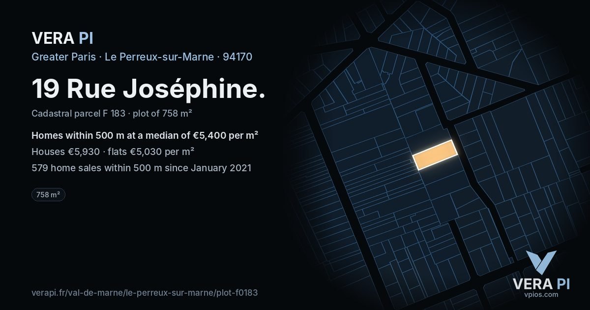 19 Rue Joséphine, Le Perreux-sur-Marne at night – the plot lit, the parcels around coloured by the prices near them