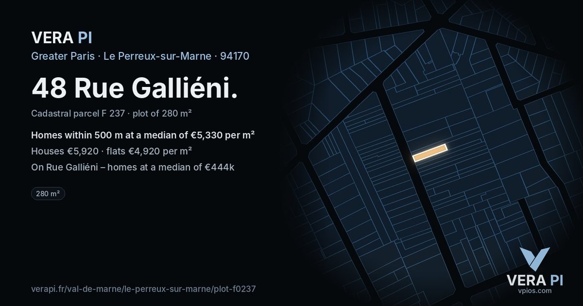 48 Rue Galliéni, Le Perreux-sur-Marne at night – the plot lit, the parcels around coloured by the prices near them