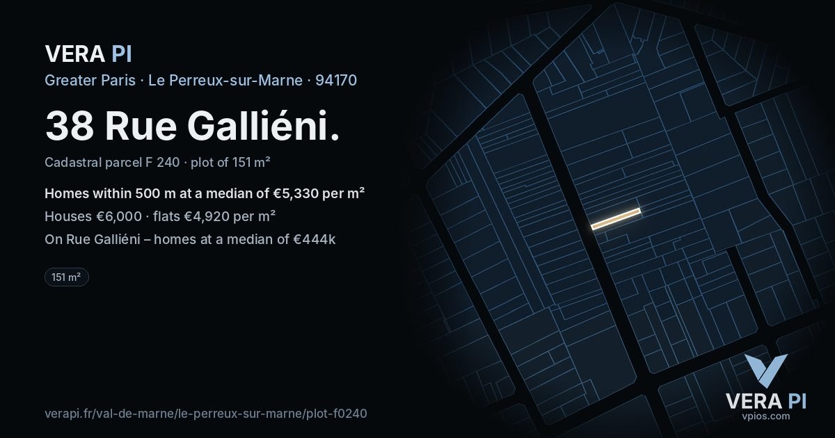 38 Rue Galliéni, Le Perreux-sur-Marne at night – the plot lit, the parcels around coloured by the prices near them