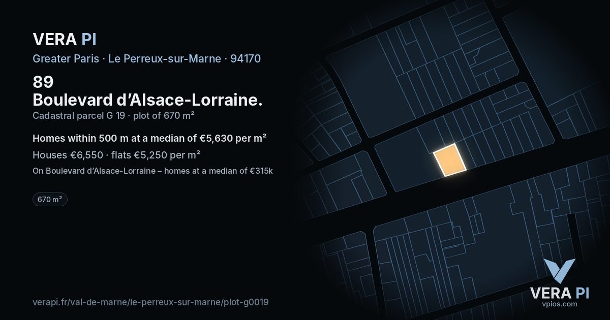 89 Boulevard d’Alsace-Lorraine, Le Perreux-sur-Marne at night – the plot lit, the parcels around coloured by the prices near them