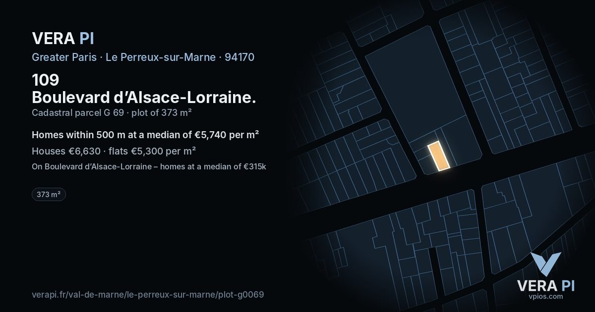 109 Boulevard d’Alsace-Lorraine, Le Perreux-sur-Marne at night – the plot lit, the parcels around coloured by the prices near them