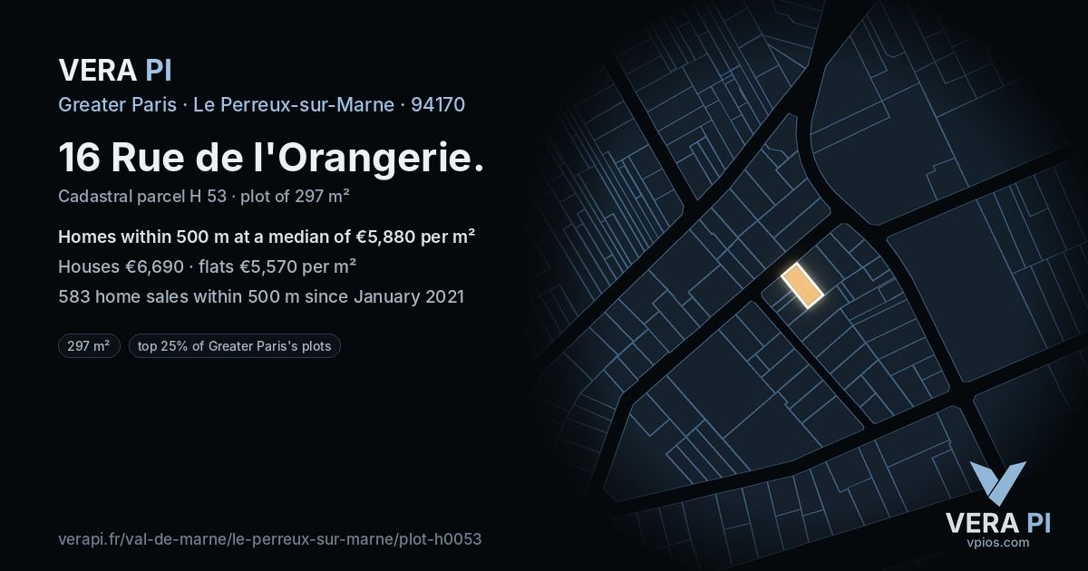 16 Rue de l'Orangerie, Le Perreux-sur-Marne at night – the plot lit, the parcels around coloured by the prices near them