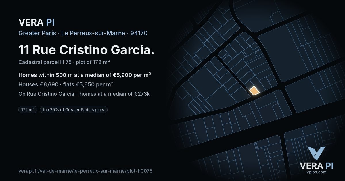 11 Rue Cristino Garcia, Le Perreux-sur-Marne at night – the plot lit, the parcels around coloured by the prices near them