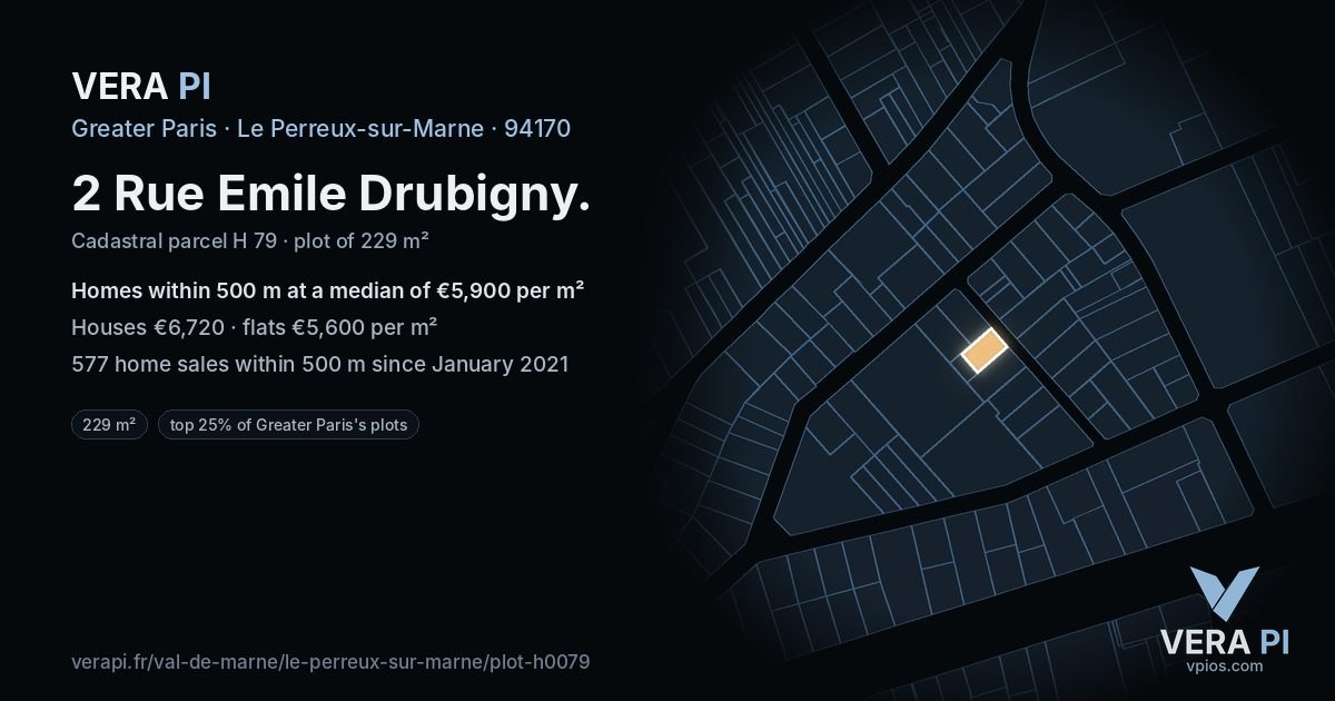 2 Rue Emile Drubigny, Le Perreux-sur-Marne at night – the plot lit, the parcels around coloured by the prices near them