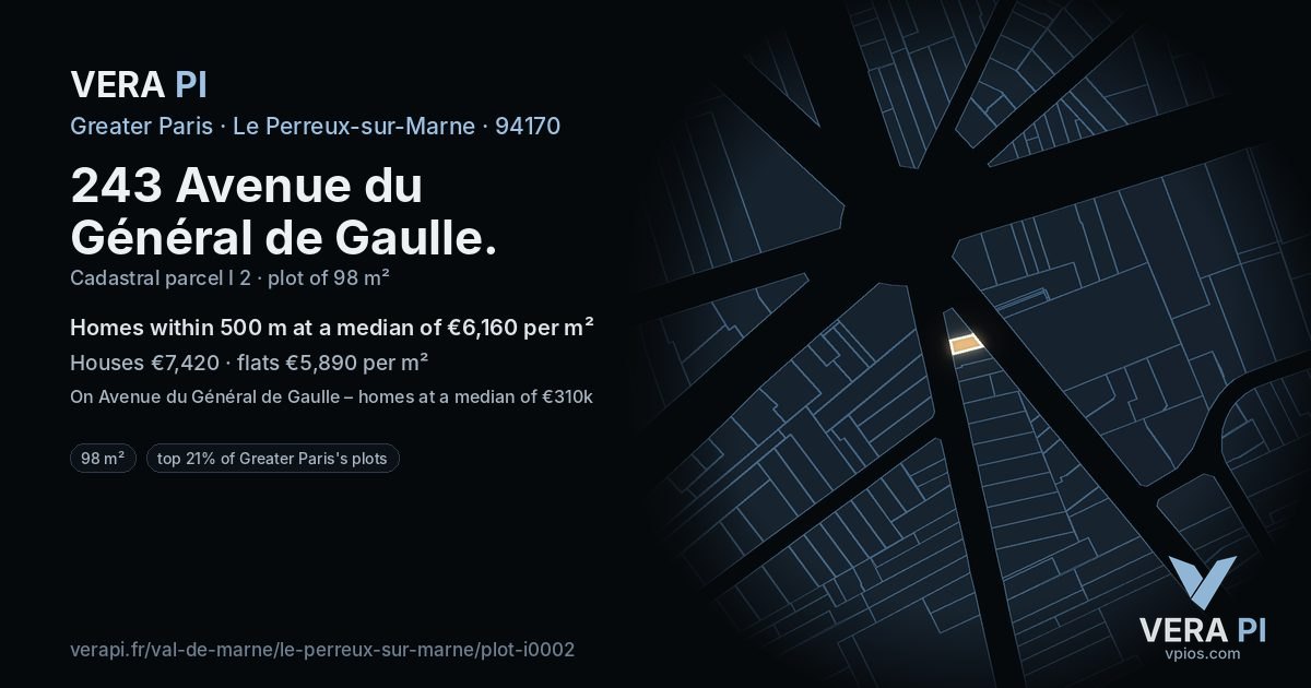 243 Avenue du Général de Gaulle, Le Perreux-sur-Marne at night – the plot lit, the parcels around coloured by the prices near them