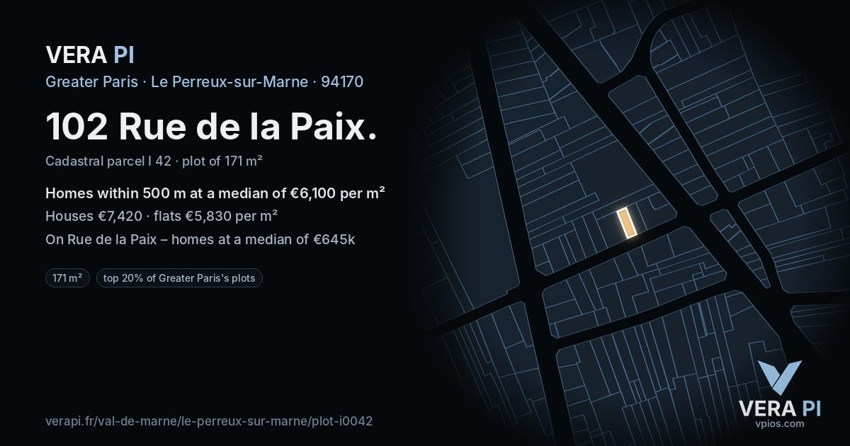 102 Rue de la Paix, Le Perreux-sur-Marne at night – the plot lit, the parcels around coloured by the prices near them