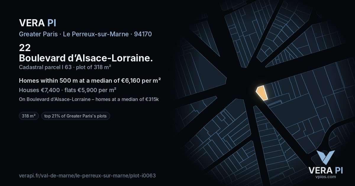 22 Boulevard d’Alsace-Lorraine, Le Perreux-sur-Marne at night – the plot lit, the parcels around coloured by the prices near them