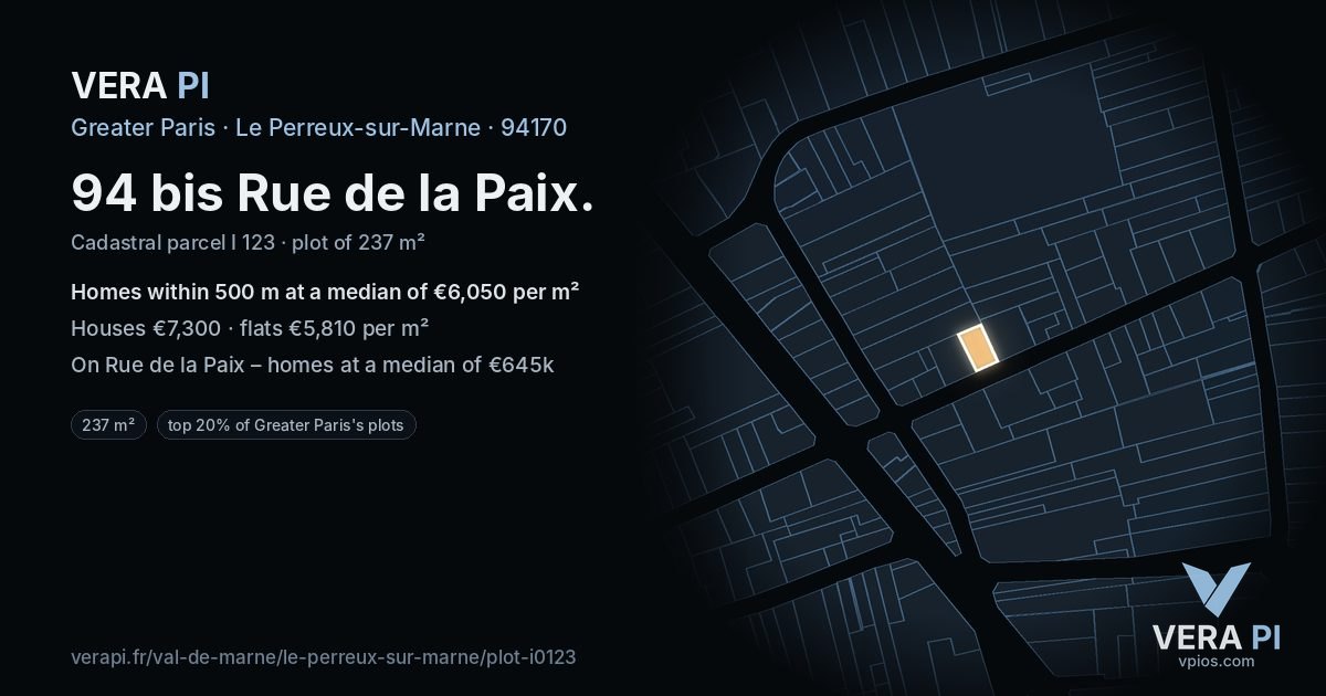 94 bis Rue de la Paix, Le Perreux-sur-Marne at night – the plot lit, the parcels around coloured by the prices near them