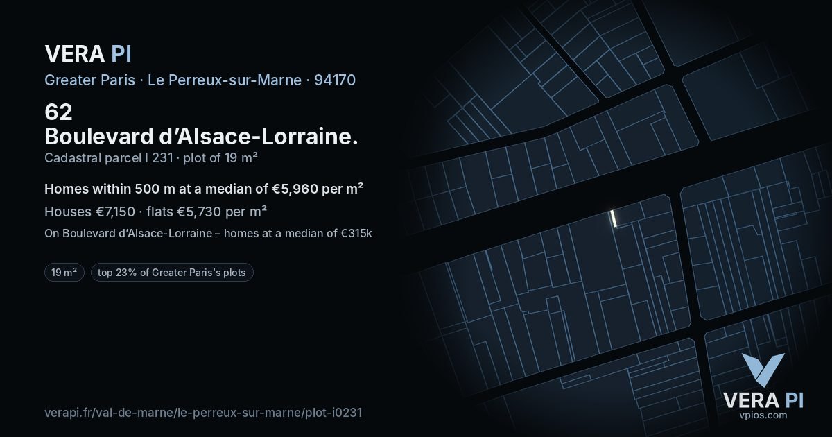 62 Boulevard d’Alsace-Lorraine, Le Perreux-sur-Marne at night – the plot lit, the parcels around coloured by the prices near them