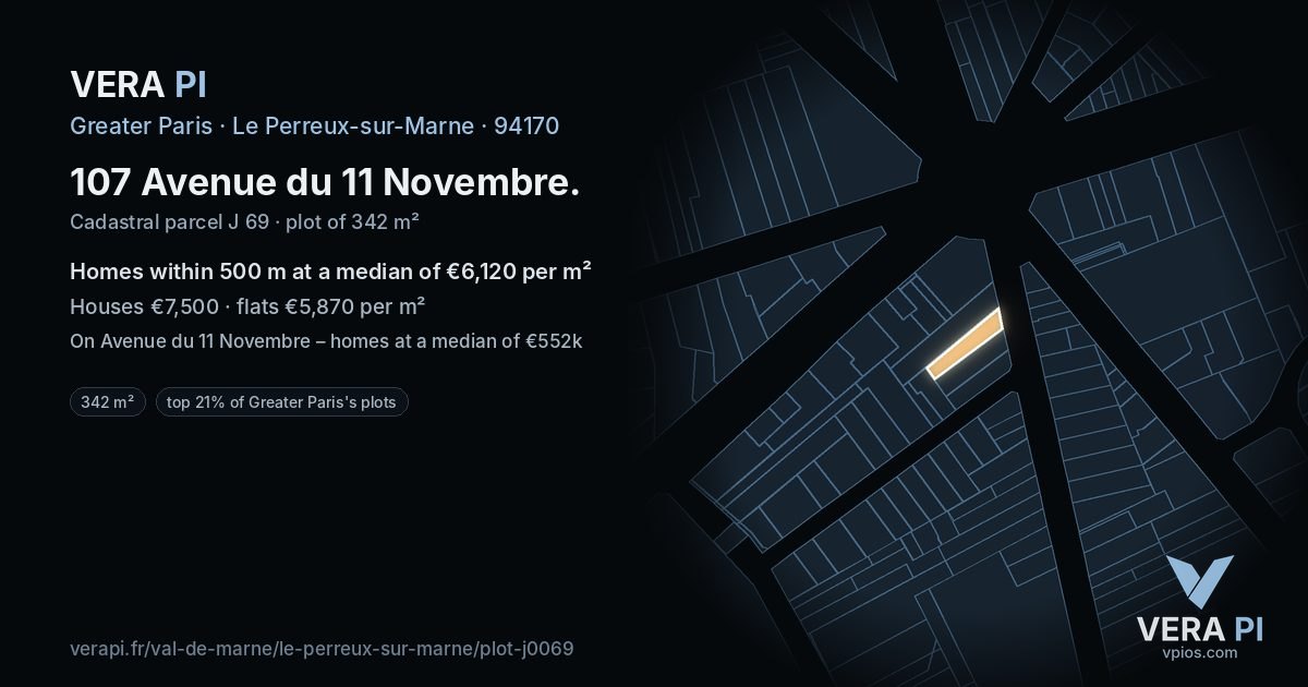 107 Avenue du 11 Novembre, Le Perreux-sur-Marne at night – the plot lit, the parcels around coloured by the prices near them