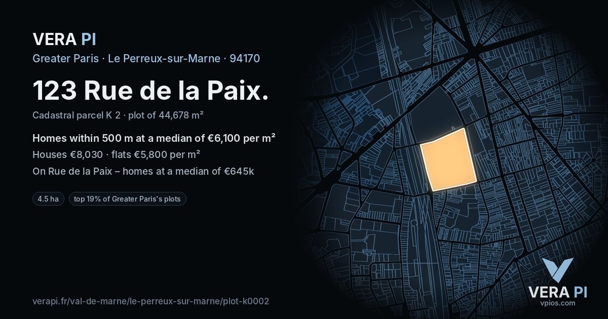 123 Rue de la Paix, Le Perreux-sur-Marne at night – the plot lit, the parcels around coloured by the prices near them