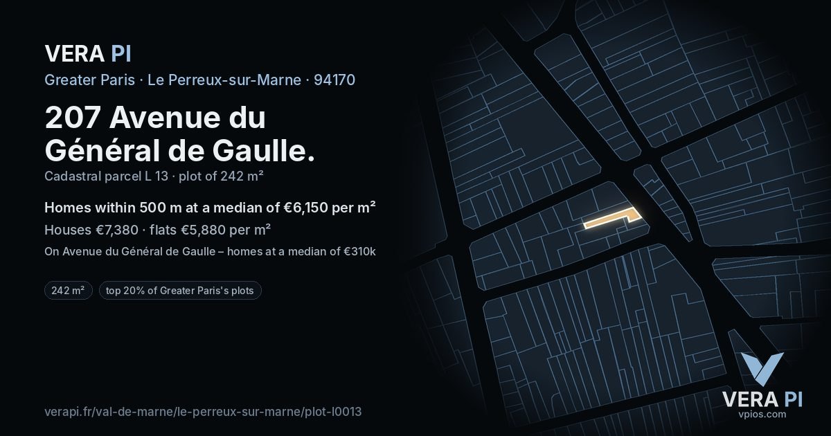 207 Avenue du Général de Gaulle, Le Perreux-sur-Marne at night – the plot lit, the parcels around coloured by the prices near them