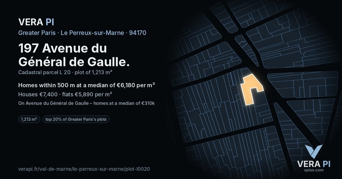 197 Avenue du Général de Gaulle, Le Perreux-sur-Marne at night – the plot lit, the parcels around coloured by the prices near them