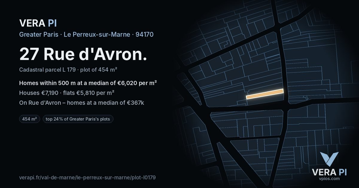 27 Rue d'Avron, Le Perreux-sur-Marne at night – the plot lit, the parcels around coloured by the prices near them
