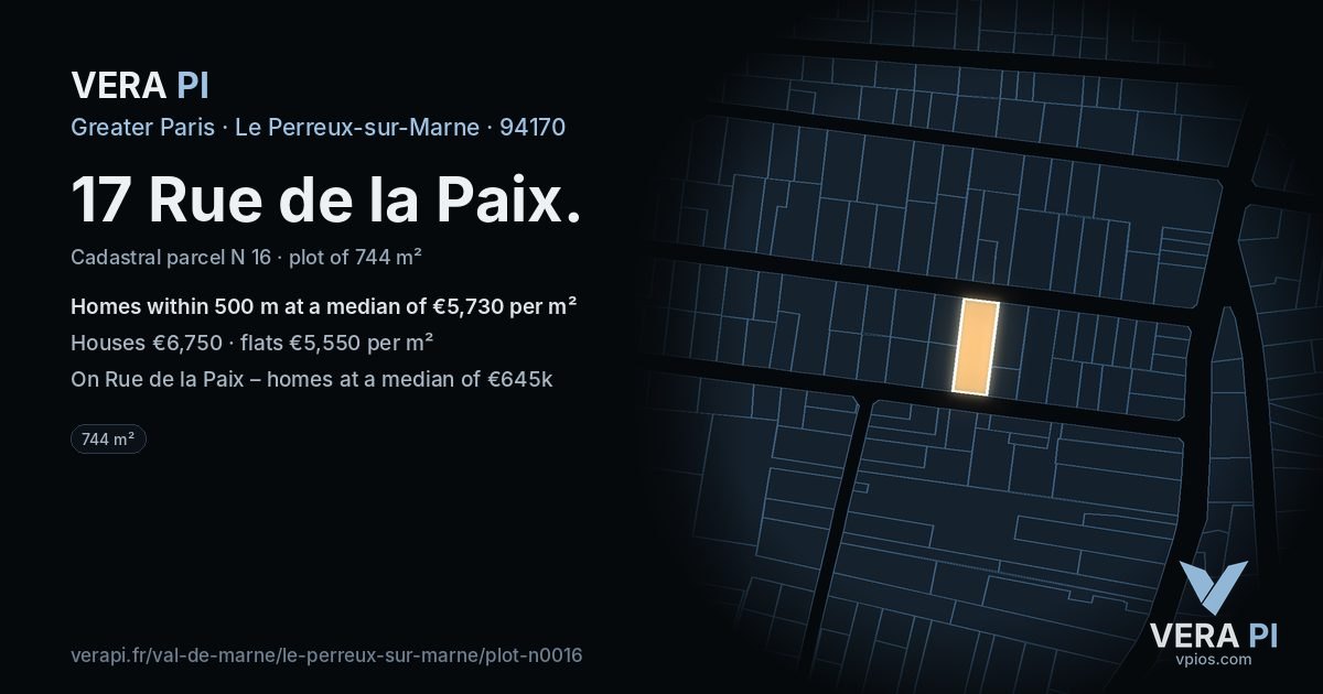 17 Rue de la Paix, Le Perreux-sur-Marne at night – the plot lit, the parcels around coloured by the prices near them