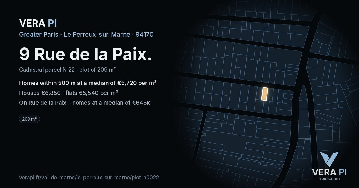 9 Rue de la Paix, Le Perreux-sur-Marne at night – the plot lit, the parcels around coloured by the prices near them