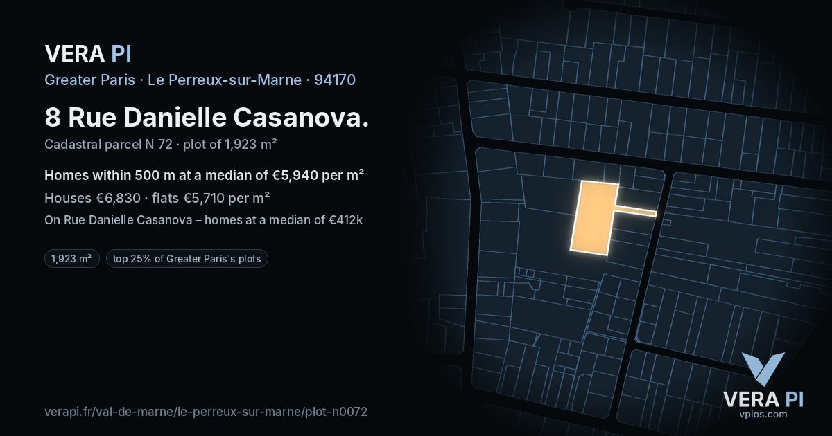 8 Rue Danielle Casanova, Le Perreux-sur-Marne at night – the plot lit, the parcels around coloured by the prices near them