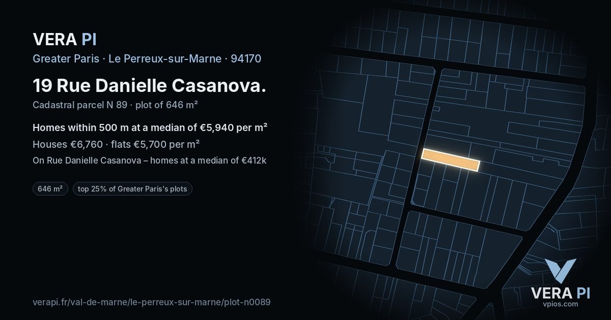 19 Rue Danielle Casanova, Le Perreux-sur-Marne at night – the plot lit, the parcels around coloured by the prices near them