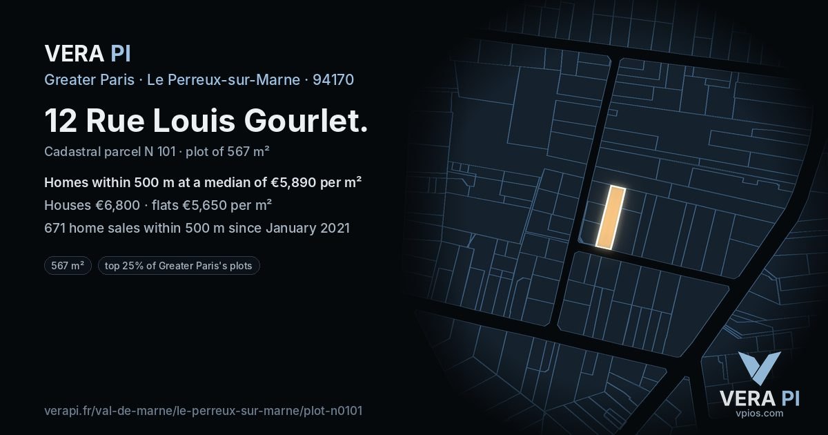 12 Rue Louis Gourlet, Le Perreux-sur-Marne at night – the plot lit, the parcels around coloured by the prices near them