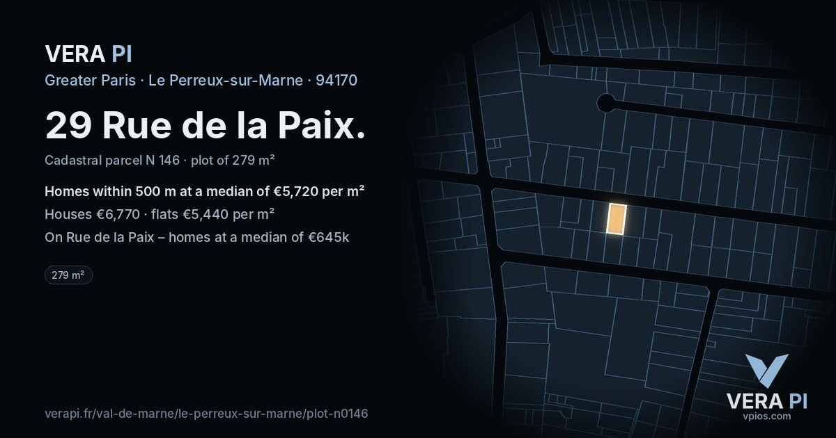29 Rue de la Paix, Le Perreux-sur-Marne at night – the plot lit, the parcels around coloured by the prices near them