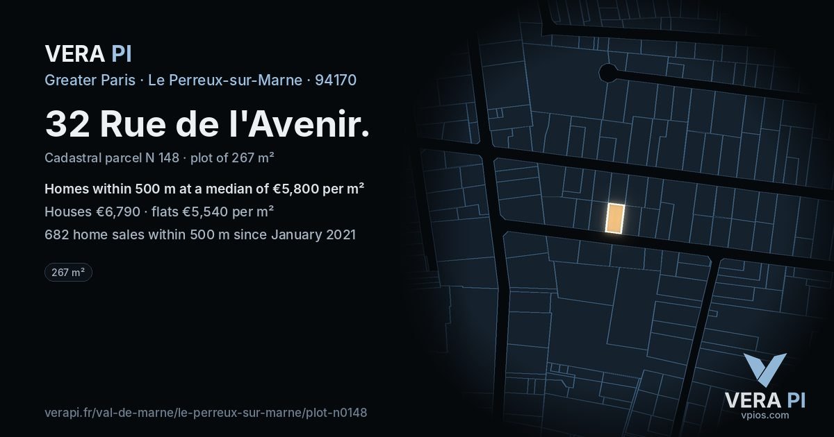 32 Rue de l'Avenir, Le Perreux-sur-Marne at night – the plot lit, the parcels around coloured by the prices near them