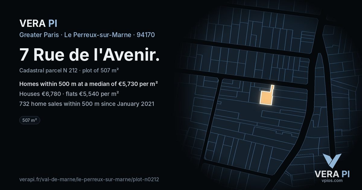 7 Rue de l'Avenir, Le Perreux-sur-Marne at night – the plot lit, the parcels around coloured by the prices near them