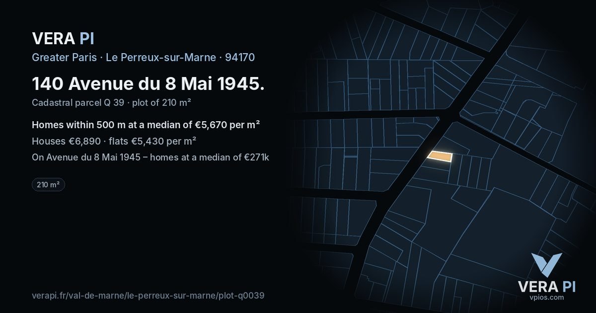 140 Avenue du 8 Mai 1945, Le Perreux-sur-Marne at night – the plot lit, the parcels around coloured by the prices near them