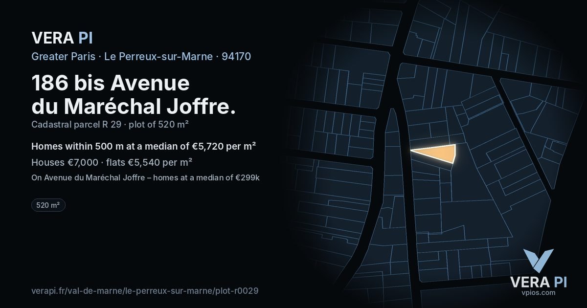 186 bis Avenue du Maréchal Joffre, Le Perreux-sur-Marne at night – the plot lit, the parcels around coloured by the prices near them