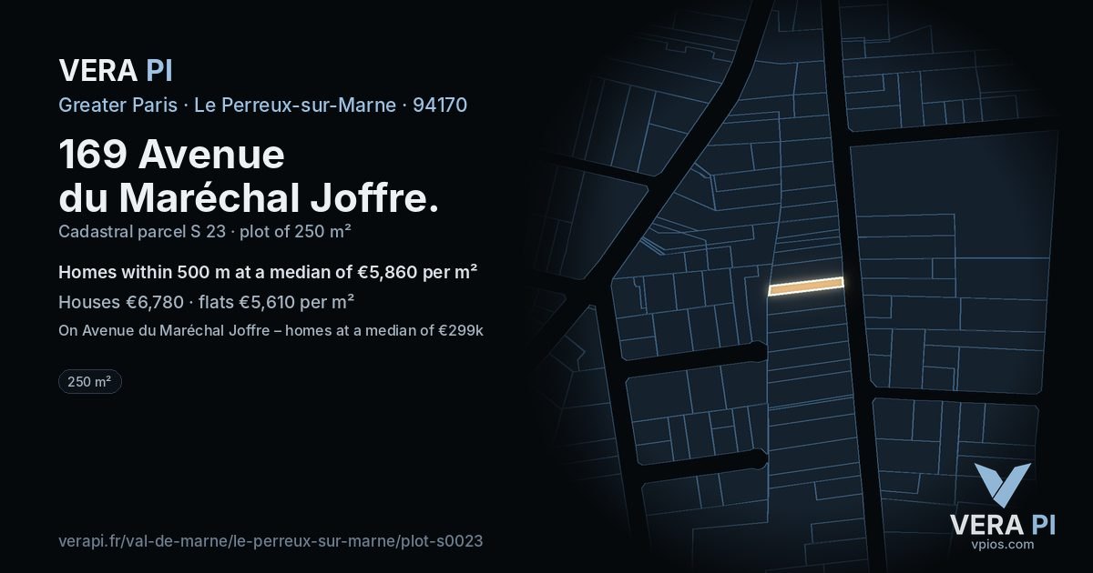 169 Avenue du Maréchal Joffre, Le Perreux-sur-Marne at night – the plot lit, the parcels around coloured by the prices near them