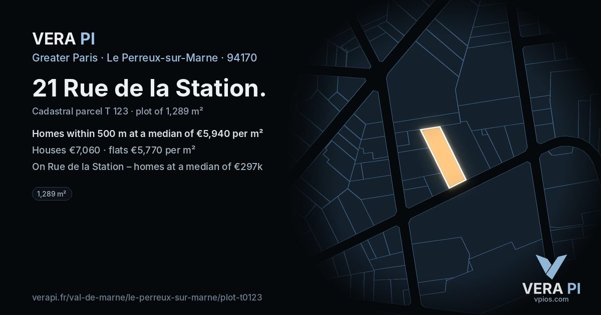 21 Rue de la Station, Le Perreux-sur-Marne at night – the plot lit, the parcels around coloured by the prices near them