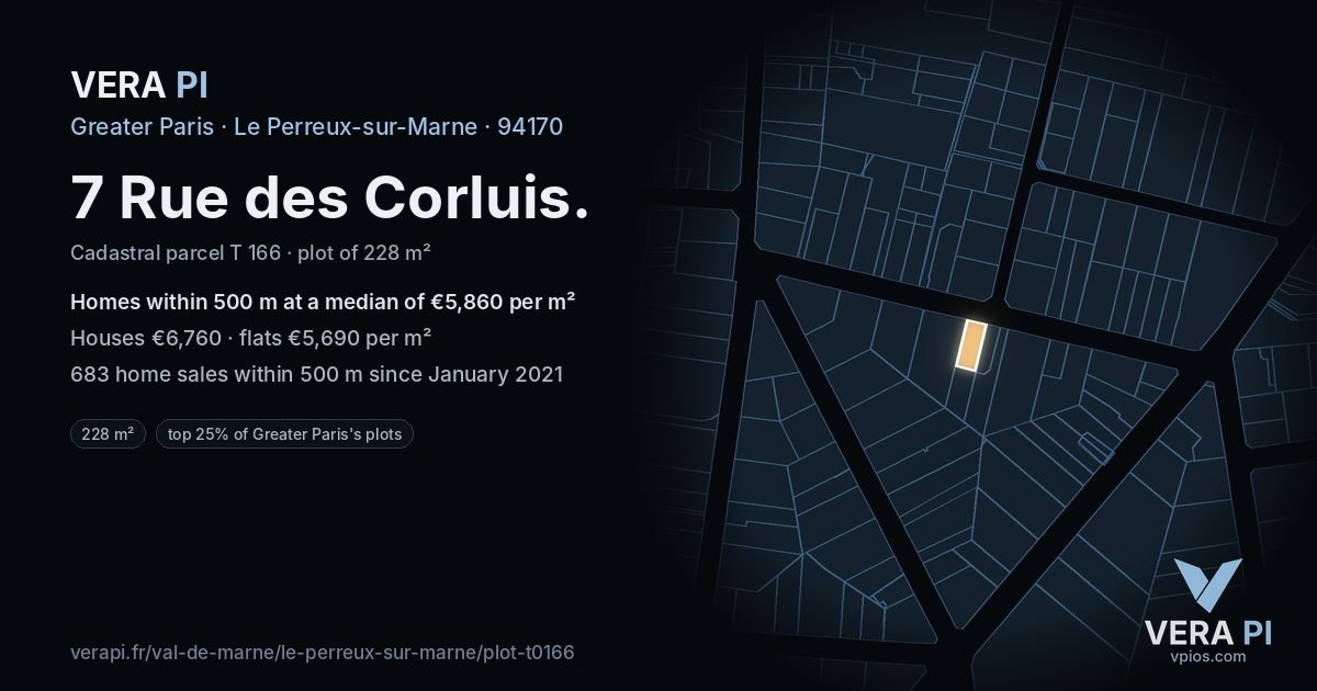 7 Rue des Corluis, Le Perreux-sur-Marne at night – the plot lit, the parcels around coloured by the prices near them