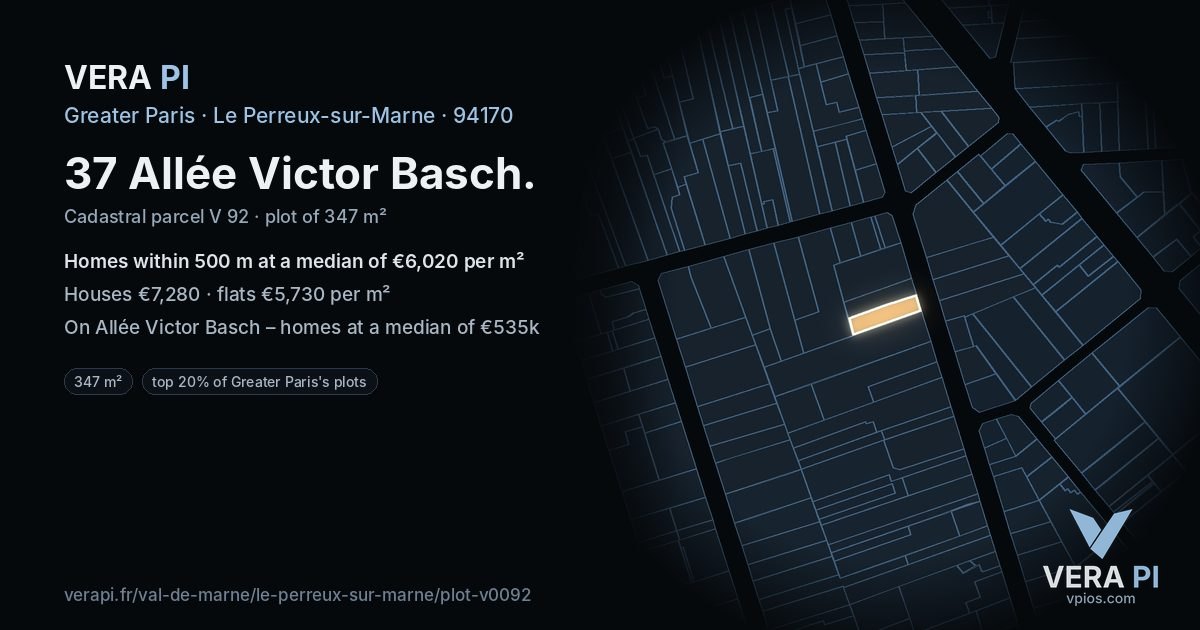 37 Allée Victor Basch, Le Perreux-sur-Marne at night – the plot lit, the parcels around coloured by the prices near them