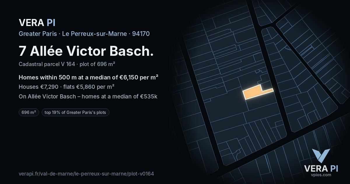 7 Allée Victor Basch, Le Perreux-sur-Marne at night – the plot lit, the parcels around coloured by the prices near them
