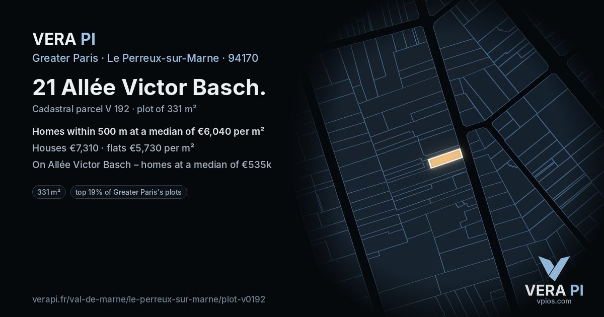 21 Allée Victor Basch, Le Perreux-sur-Marne at night – the plot lit, the parcels around coloured by the prices near them