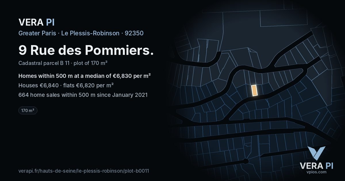 9 Rue des Pommiers, Le Plessis-Robinson at night – the plot lit, the parcels around coloured by the prices near them