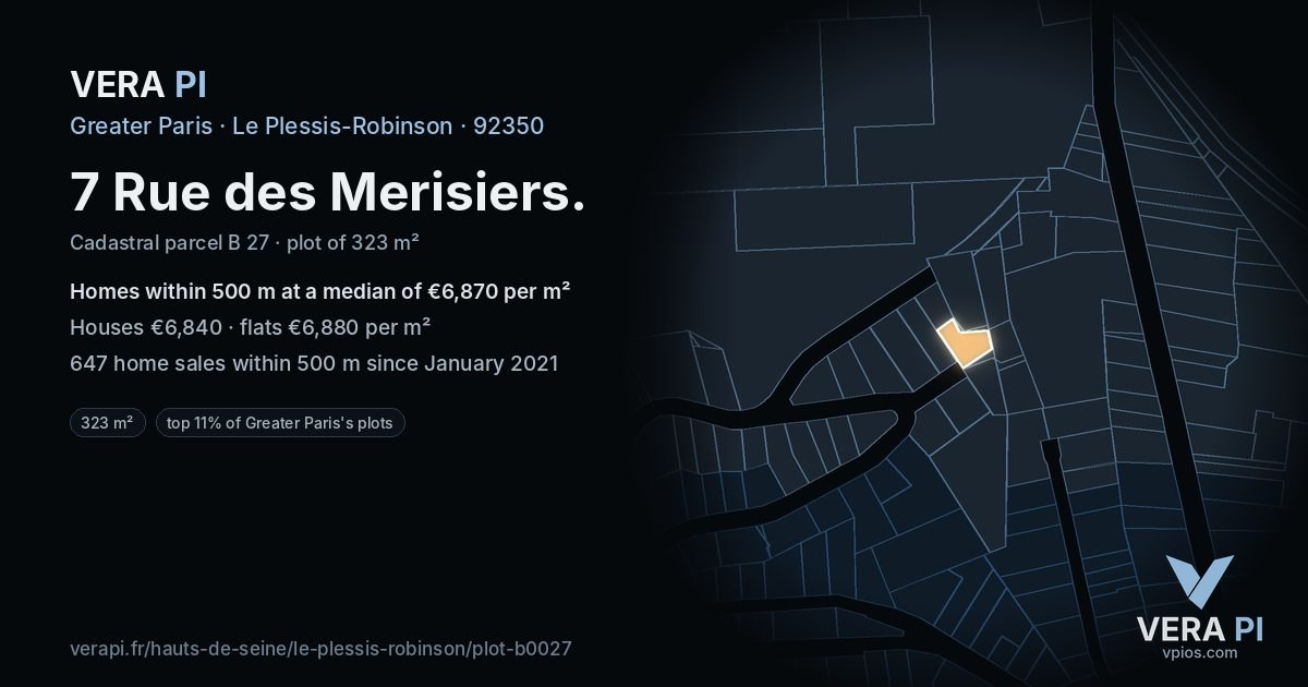 7 Rue des Merisiers, Le Plessis-Robinson at night – the plot lit, the parcels around coloured by the prices near them