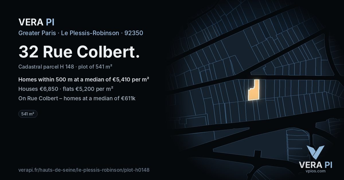 32 Rue Colbert, Le Plessis-Robinson at night – the plot lit, the parcels around coloured by the prices near them