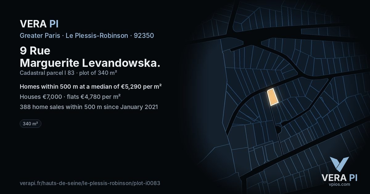9 Rue Marguerite Levandowska, Le Plessis-Robinson at night – the plot lit, the parcels around coloured by the prices near them