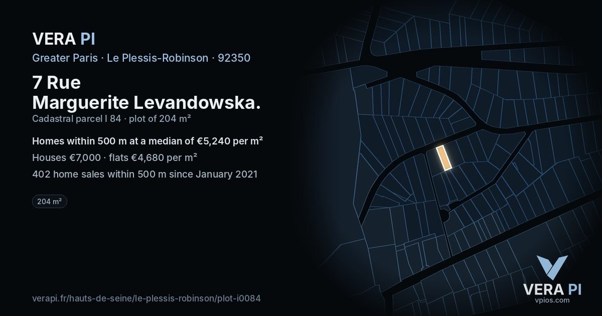 7 Rue Marguerite Levandowska, Le Plessis-Robinson at night – the plot lit, the parcels around coloured by the prices near them