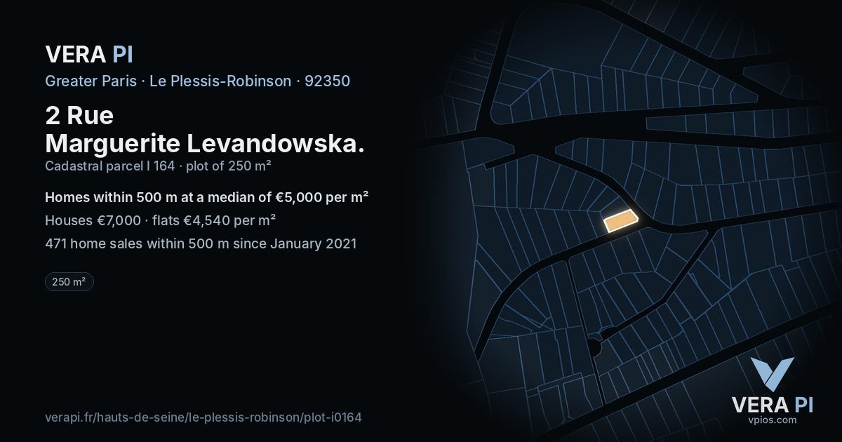 2 Rue Marguerite Levandowska, Le Plessis-Robinson at night – the plot lit, the parcels around coloured by the prices near them