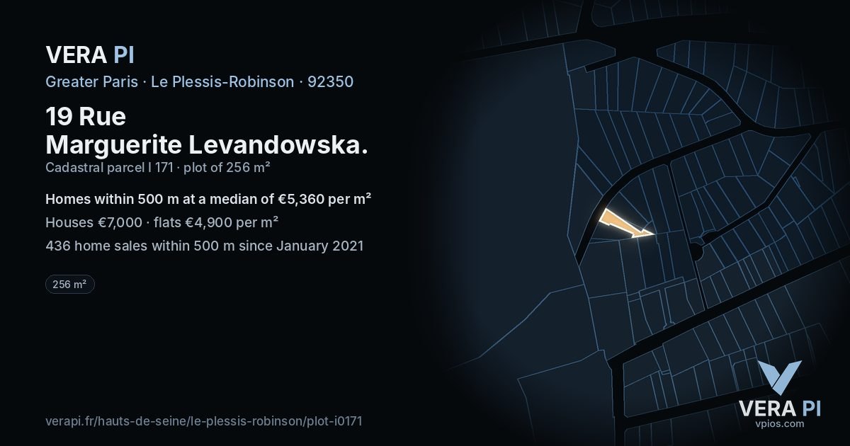 19 Rue Marguerite Levandowska, Le Plessis-Robinson at night – the plot lit, the parcels around coloured by the prices near them