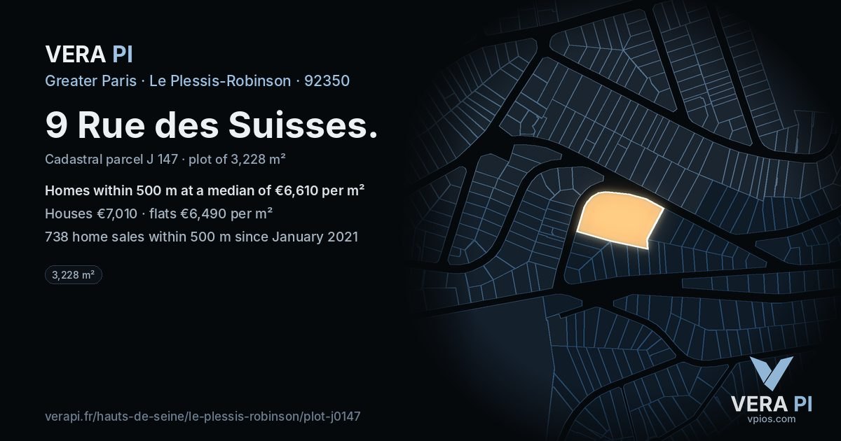 9 Rue des Suisses, Le Plessis-Robinson at night – the plot lit, the parcels around coloured by the prices near them