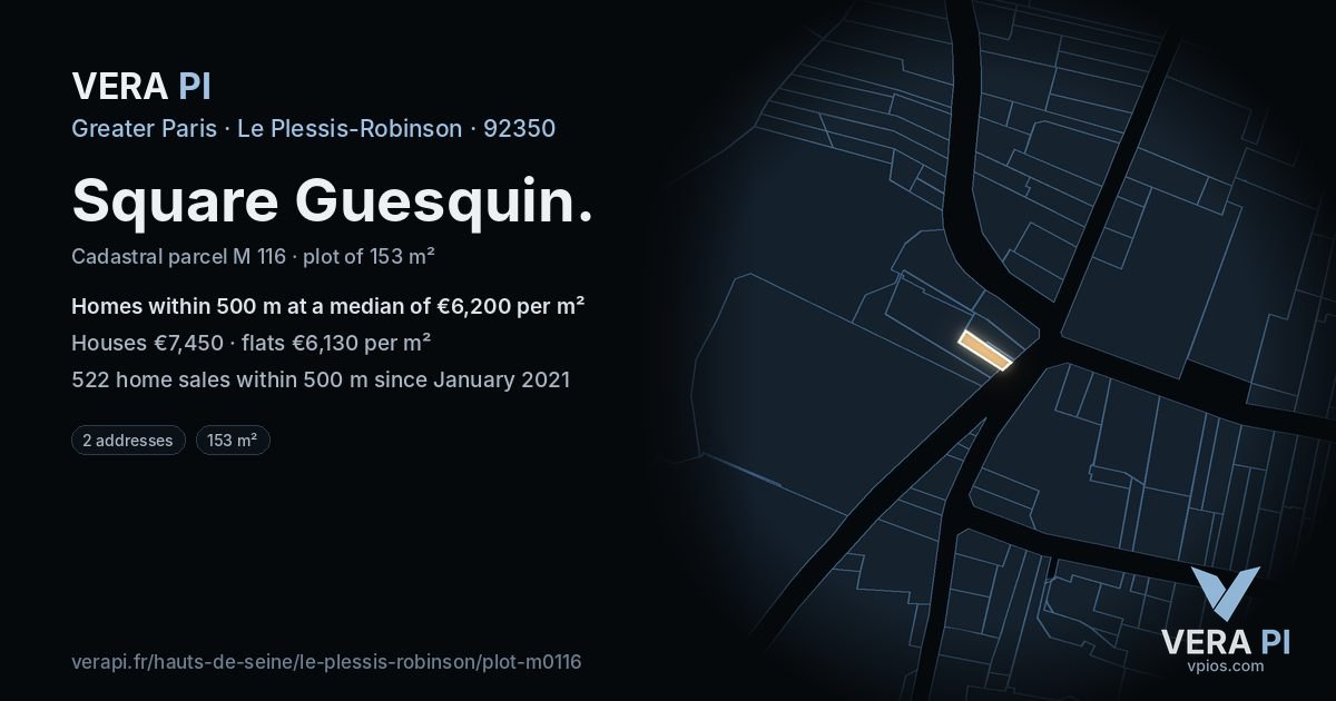 Square Guesquin, Le Plessis-Robinson at night – the plot lit, the parcels around coloured by the prices near them