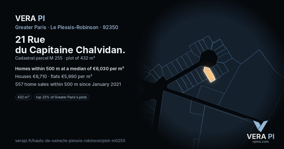 21 Rue du Capitaine Chalvidan, Le Plessis-Robinson at night – the plot lit, the parcels around coloured by the prices near them