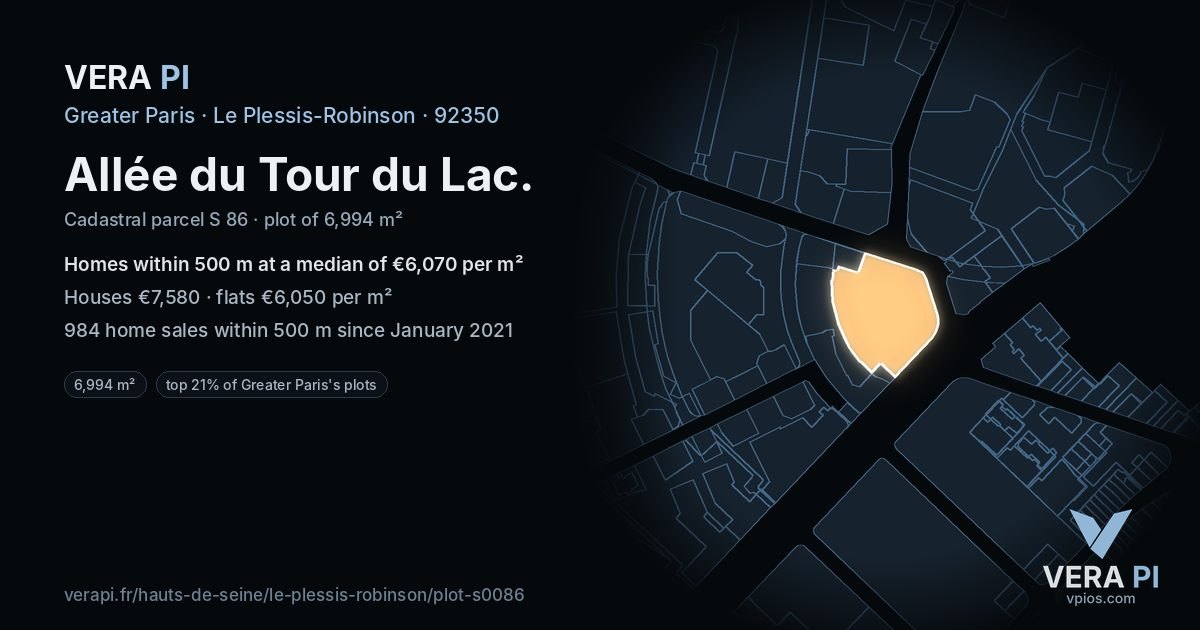 Allée du Tour du Lac, Le Plessis-Robinson at night – the plot lit, the parcels around coloured by the prices near them